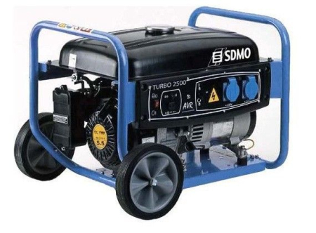 Бензиновый генератор  Turbo 2500